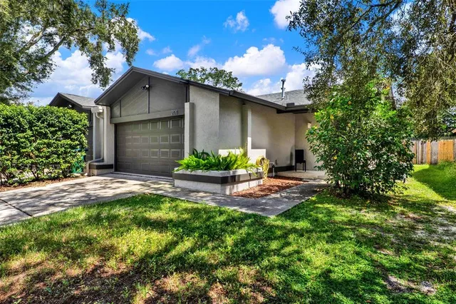 $575,000 | 212 Perth Court, Winter Springs, FL 32708