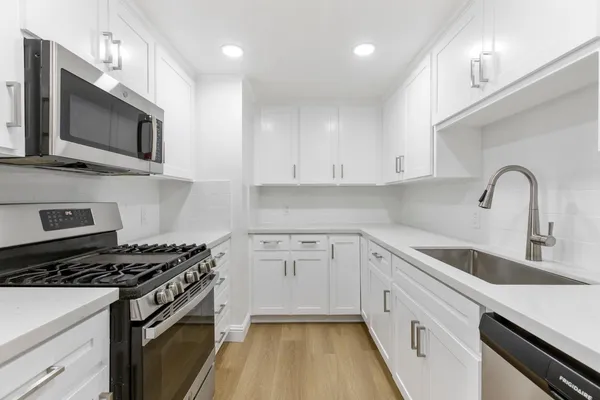 $425,000 | 3020 Trudi Way, Modesto, CA 95354