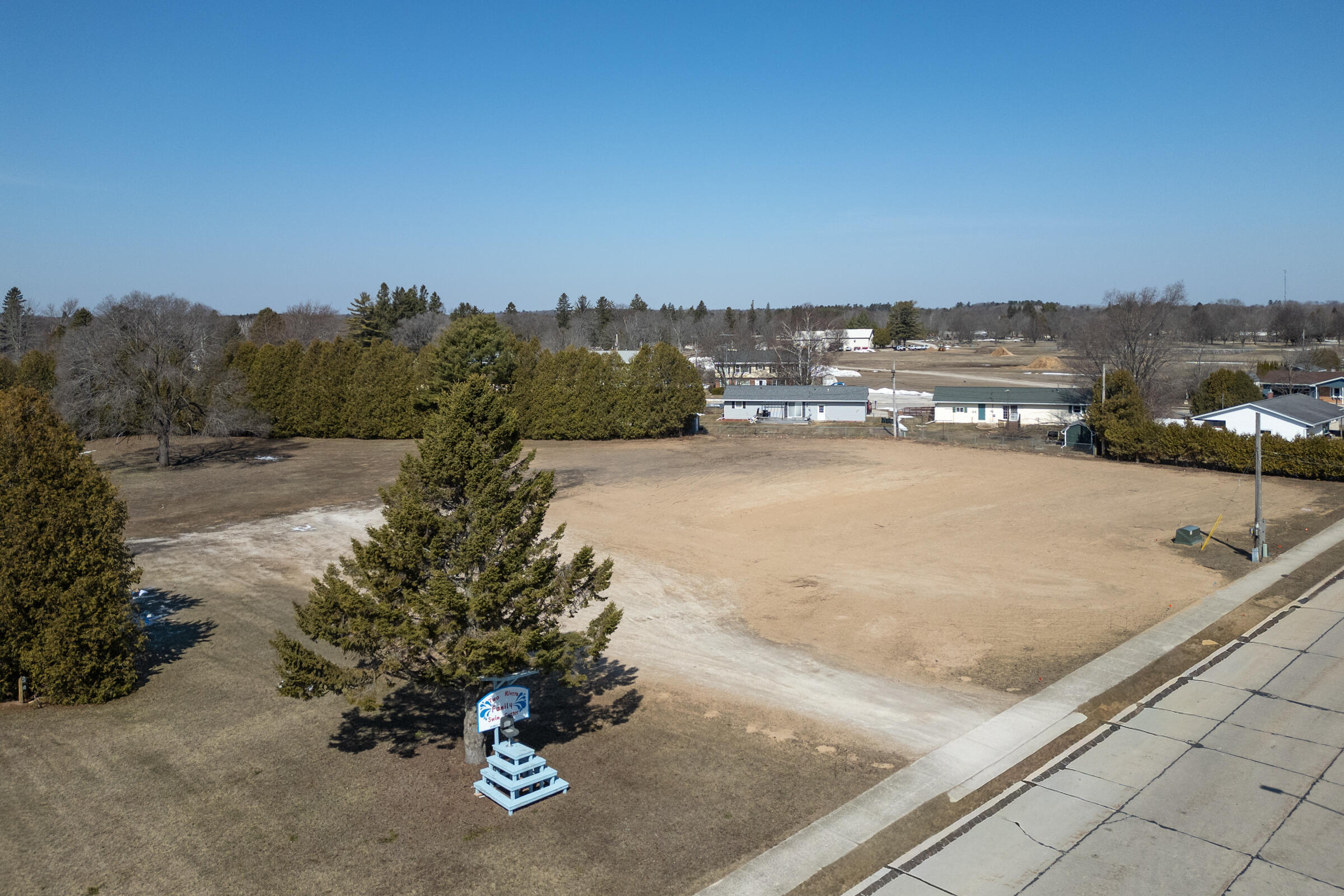 3612 Bellevue Place Two Rivers, WI 54241 - Photo 2 of 28 3612-BellevuePl-102