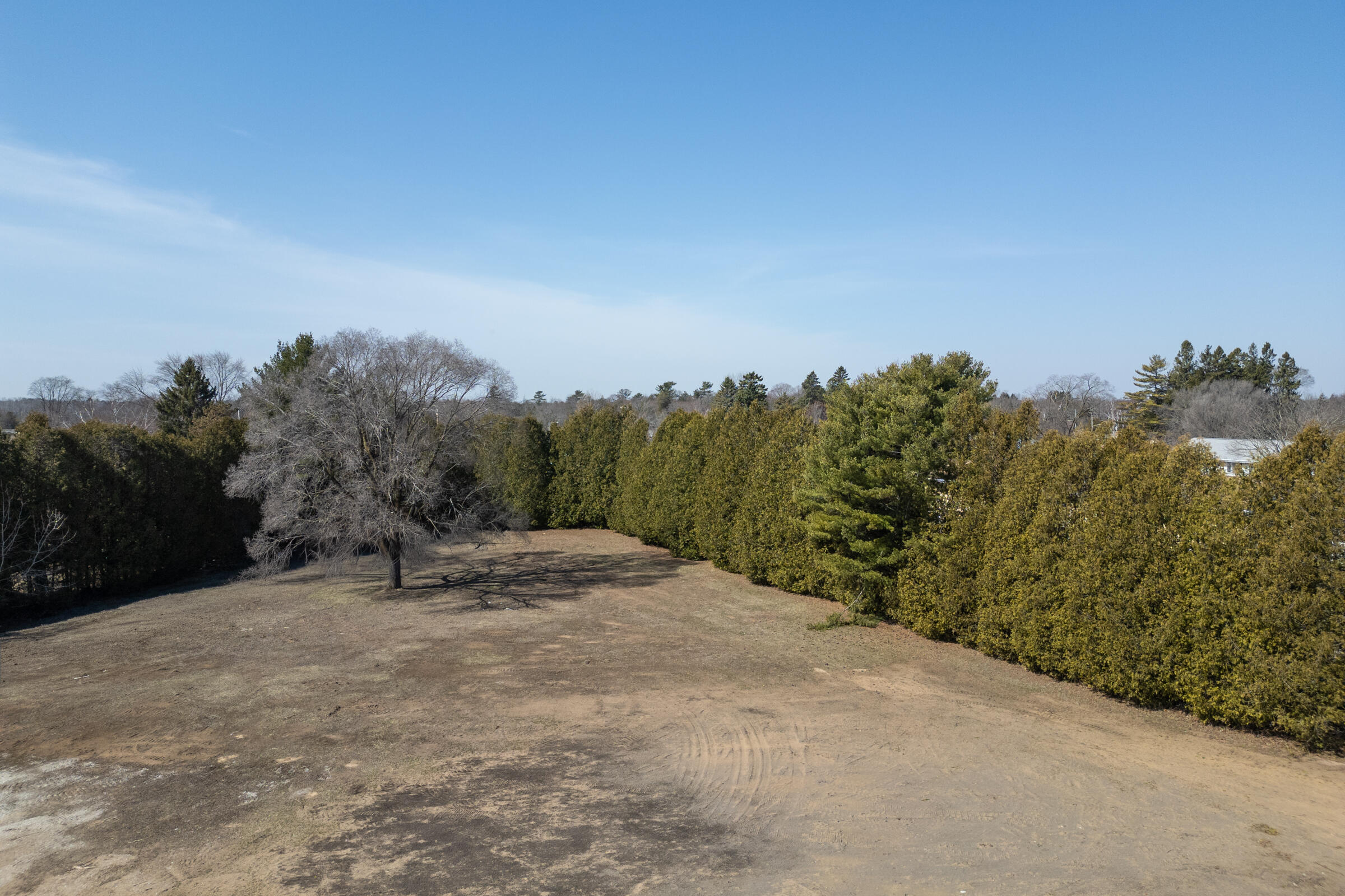 3612 Bellevue Place Two Rivers, WI 54241 - Photo 4 of 28 3612-BellevuePl-127