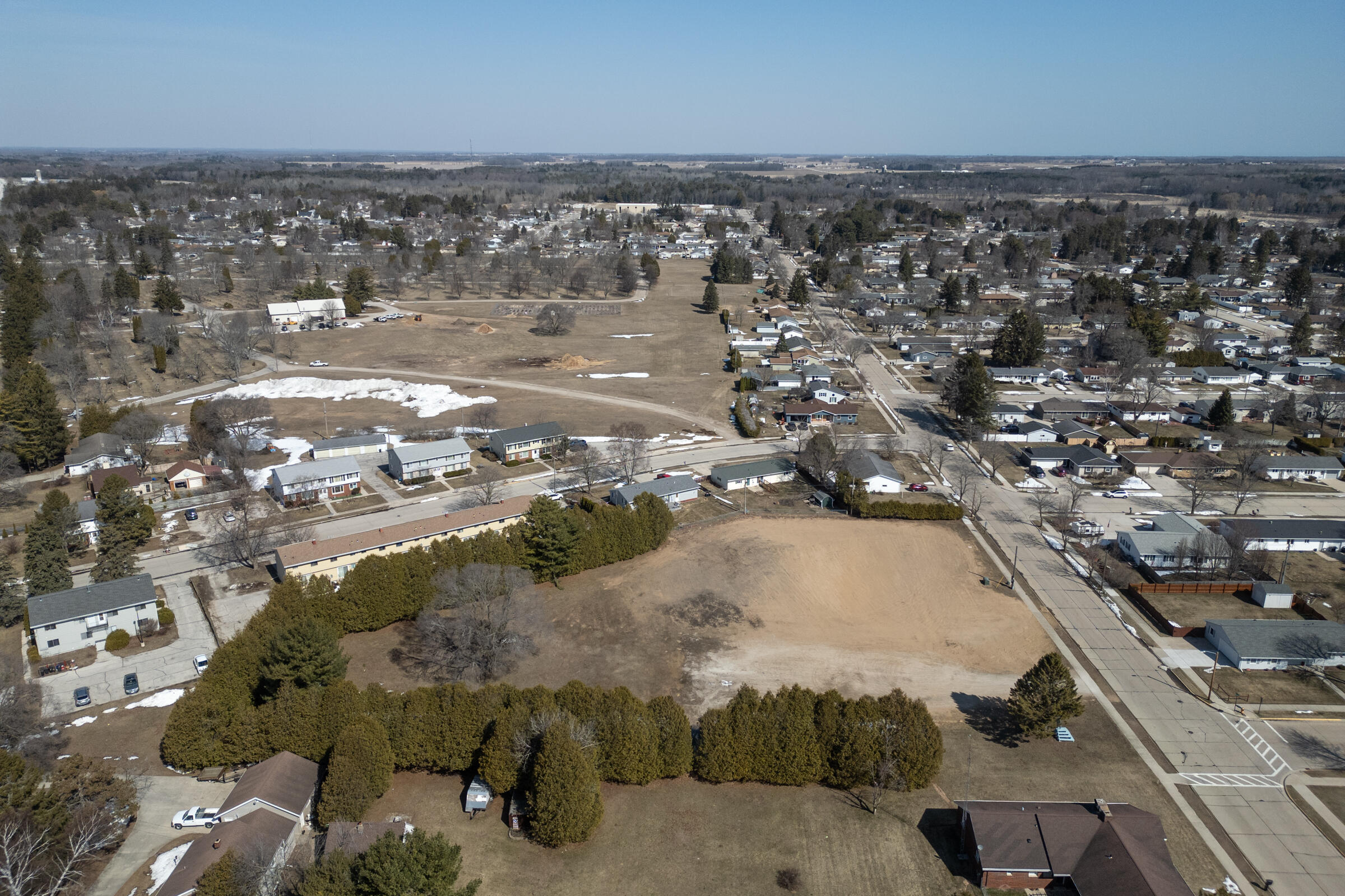 3612 Bellevue Place Two Rivers, WI 54241 - Photo 10 of 28 3612-BellevuePl-114