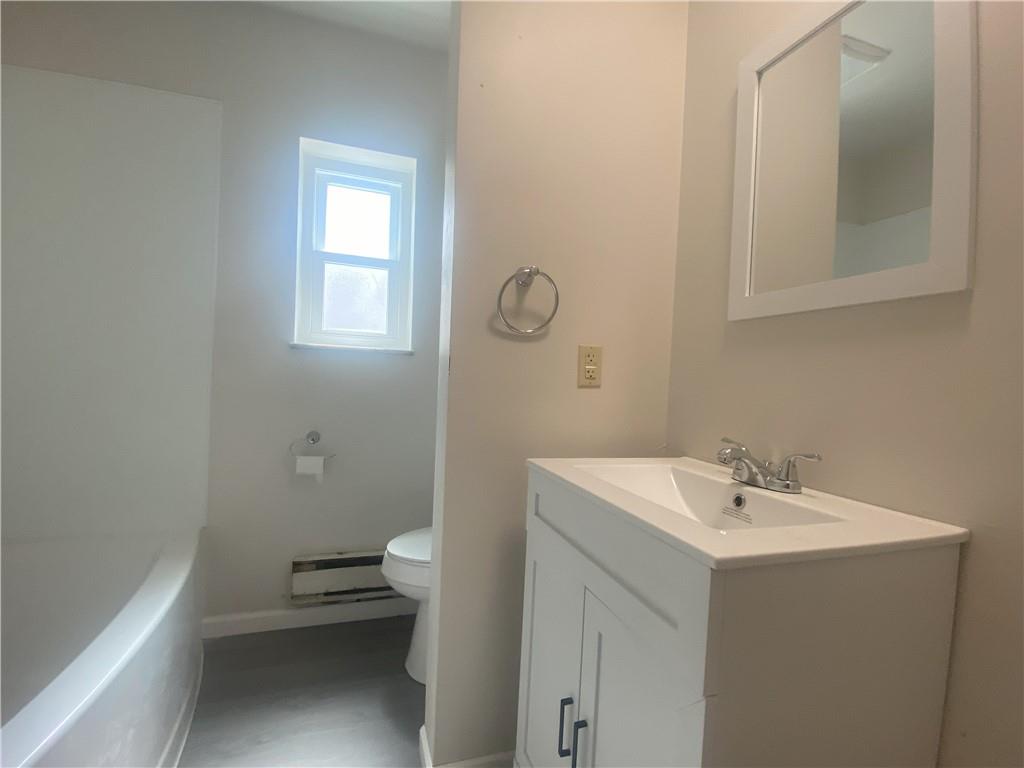 319 Spring Street, Unit D Latrobe, PA 15650 - Photo 6 of 10