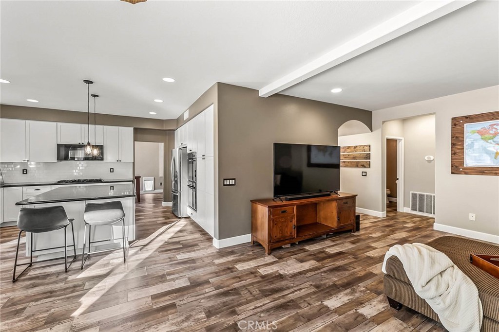 26119 Salinger Lane Stevenson Ranch, CA 91381 - Photo 17 of 42