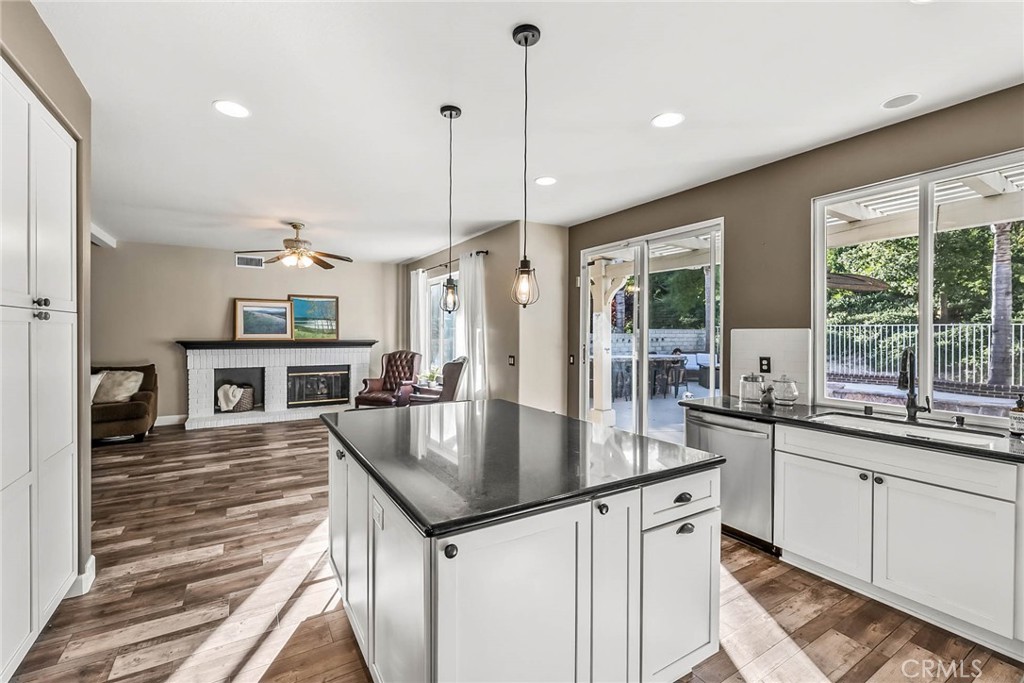 26119 Salinger Lane Stevenson Ranch, CA 91381 - Photo 10 of 42