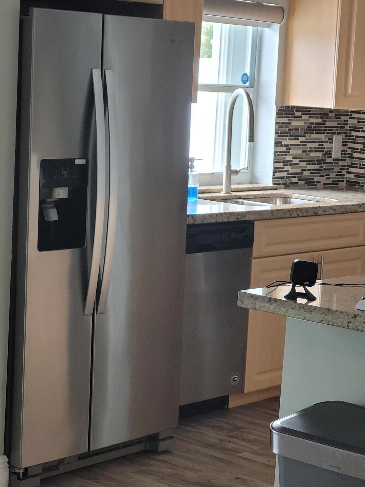 516 Northwest 54th Street Boca Raton, FL 33487 - Photo 16 of 22 20220418_162420