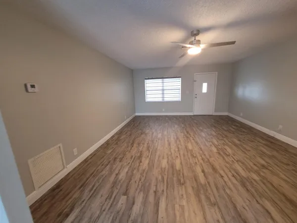 $5,100 | 516 Northwest 54th Street, Boca Raton, FL 33487