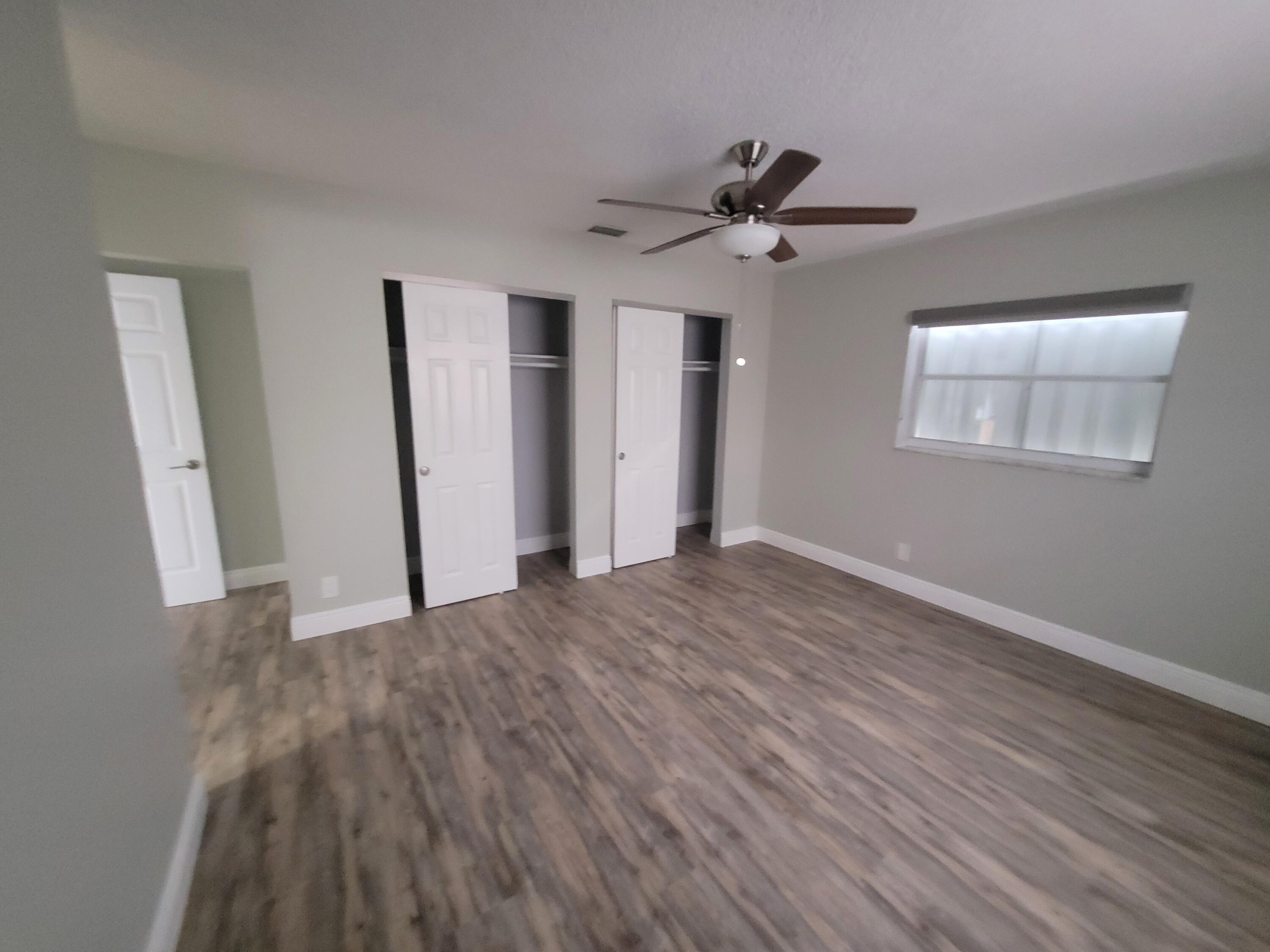 516 Northwest 54th Street Boca Raton, FL 33487 - Photo 9 of 22 20220418_162555