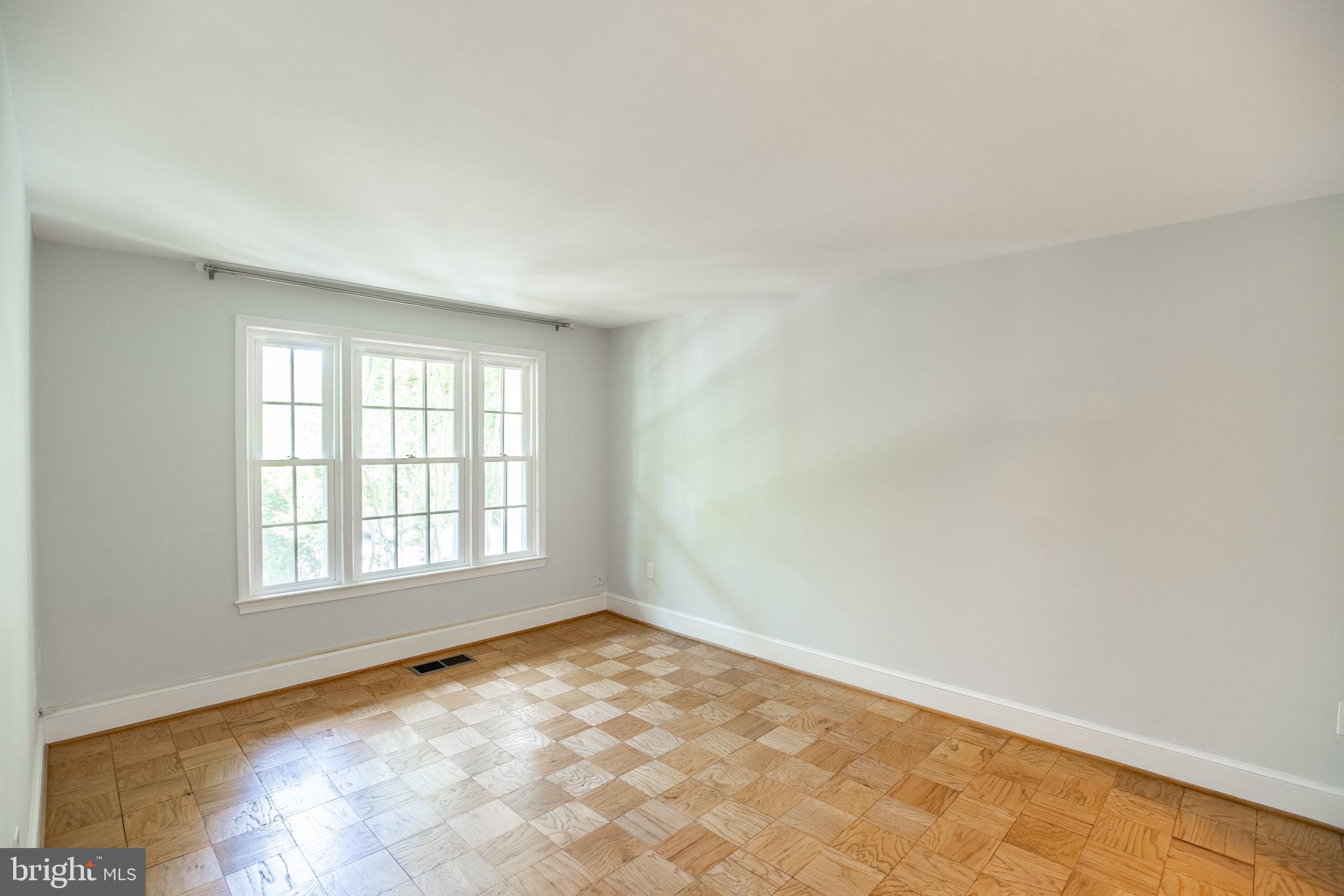 3289 Sutton Place Northwest, Unit D Washington, DC 20016 - Photo 15 of 24