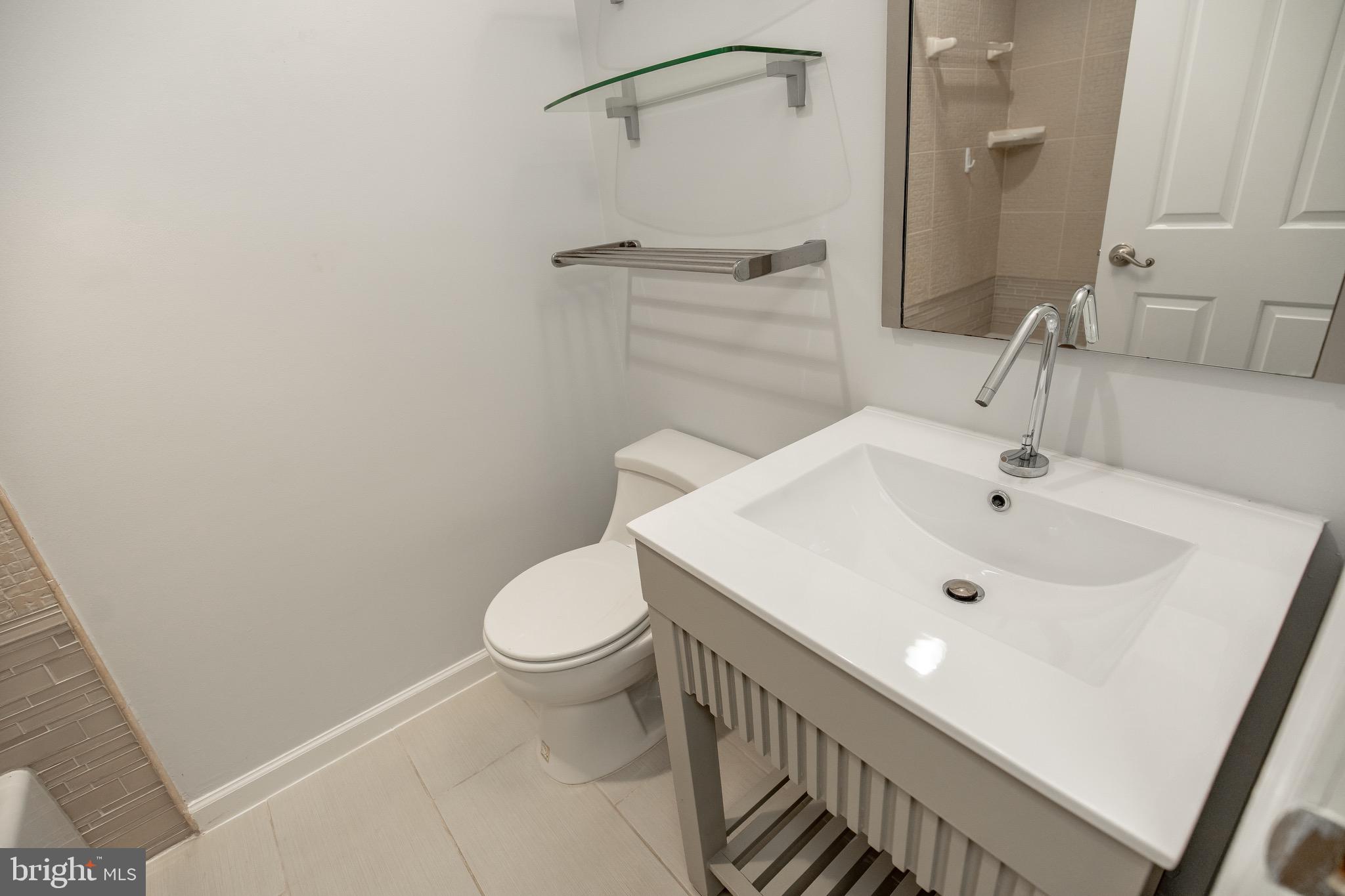 3289 Sutton Place Northwest, Unit D Washington, DC 20016 - Photo 20 of 24