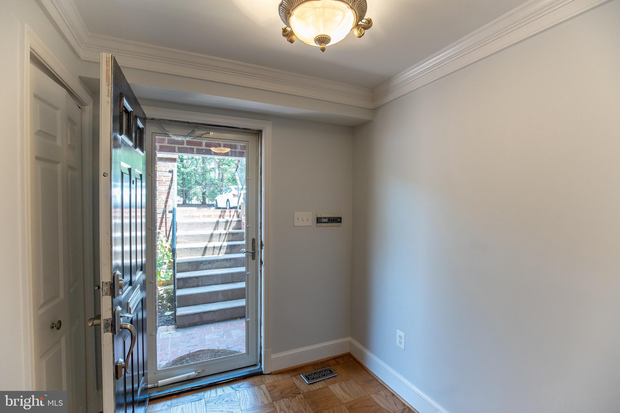 3289 Sutton Place Northwest, Unit D Washington, DC 20016 - Photo 3 of 24