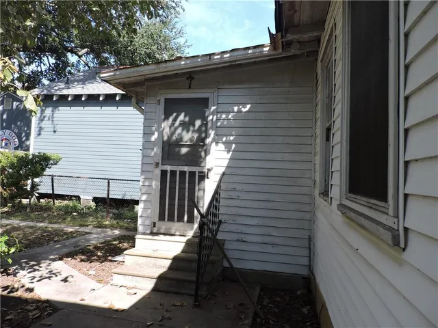 $200,000 | 609 Olivier Street, New Orleans, LA 70114
