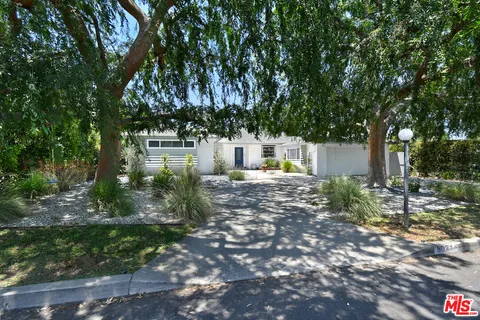 $1,799,000 | Undisclosed Address, Encino, CA 91436