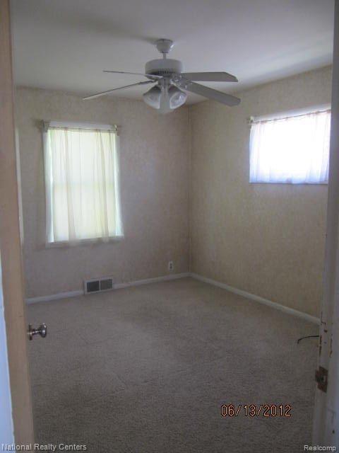 3151 St Clair Drive Rochester, MI 48309 - Photo 8 of 15 Bedroom 3.JPG