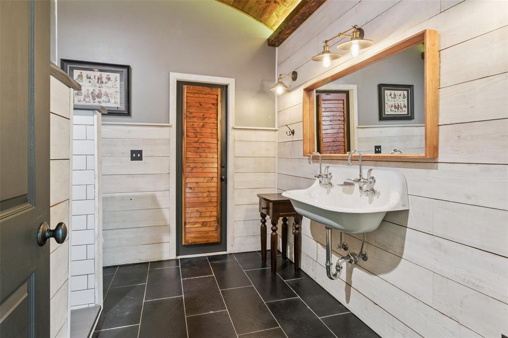 5002 Muir Way Lithia, FL 33547 - Photo 39 of 68