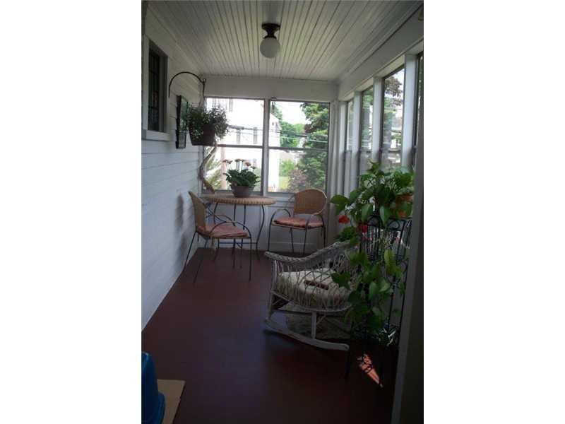 26 Oak Street Springvale, ME 04083 - Photo 23 of 32 Sunroom.