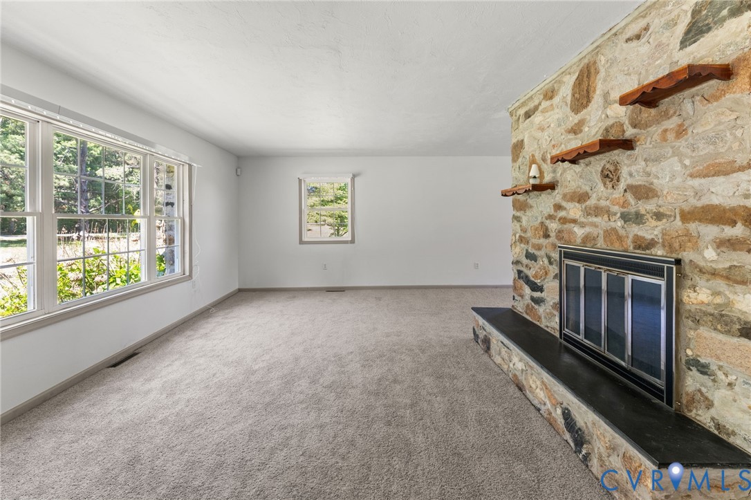 6695 Plank Road Dillwyn, VA 23936 - Photo 5 of 41 Gallery Image 5