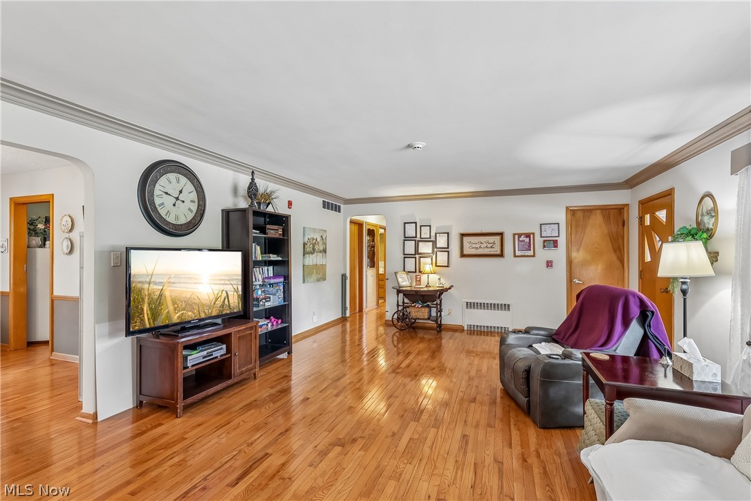 836 Jacoby Road Akron, OH 44333 - Photo 7 of 45