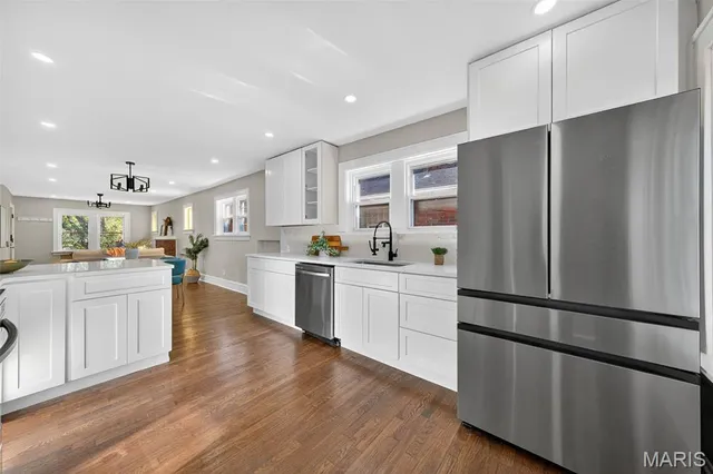 $297,500 | 3922 Burgen Avenue, St. Louis, MO 63116