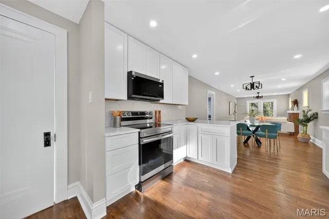 $297,500 | 3922 Burgen Avenue, St. Louis, MO 63116