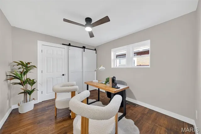 $297,500 | 3922 Burgen Avenue, St. Louis, MO 63116