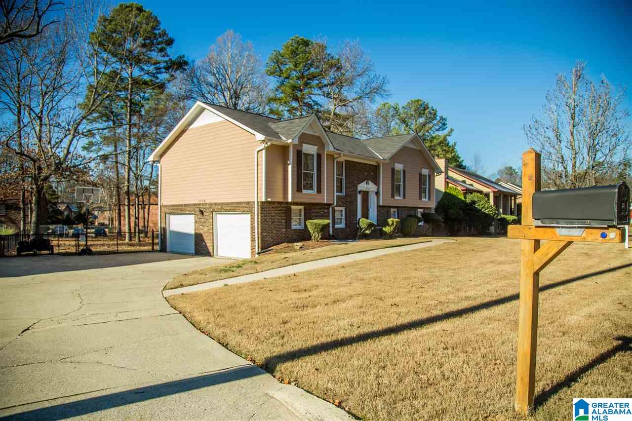 1716 Winewood Road Birmingham, AL 35215 - Photo 2 of 39