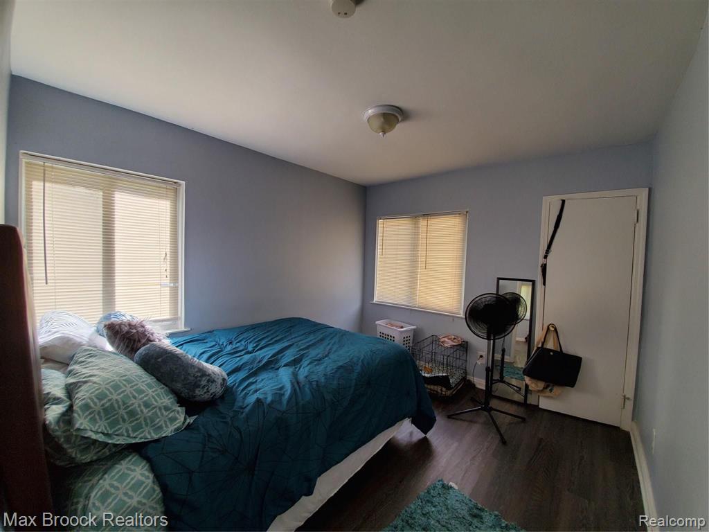 8279 Rivard Avenue Warren, MI 48089 - Photo 11 of 14