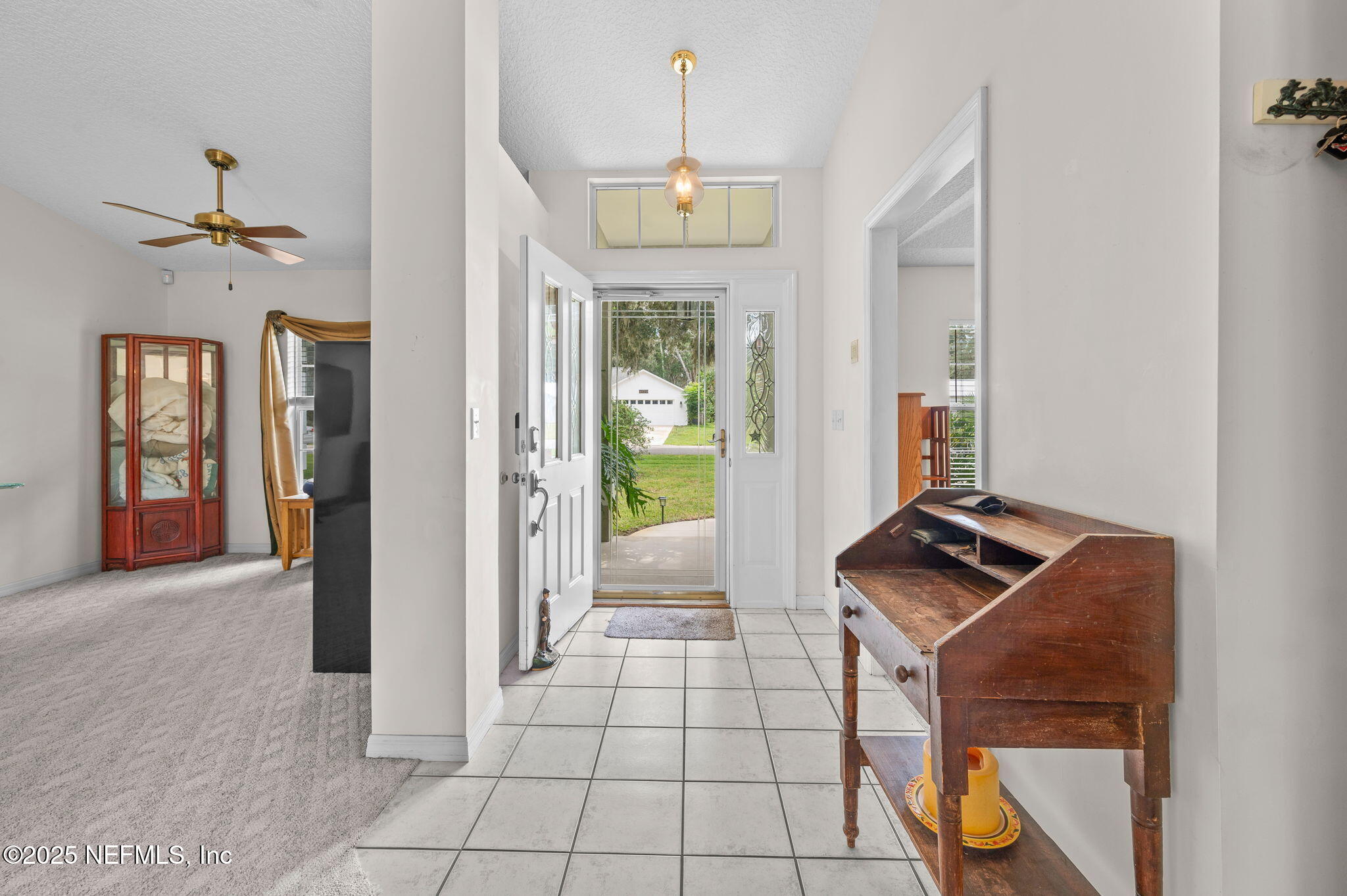 129 Linden Road St. Augustine, FL 32086 - Photo 8 of 56 a very nice looking room with a window
