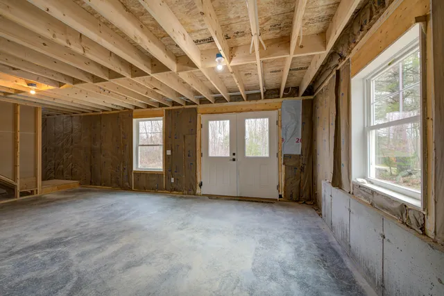 $414,900 | 243 Sokokis Trail North, Limerick, ME 04048