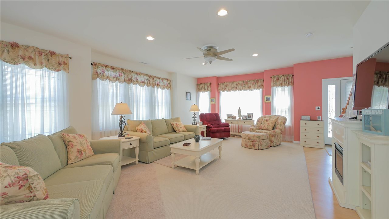 127 West Aster Road, Unit 127 Wildwood Crest, NJ 08260 - Photo 11 of 37 Gallery Image 11