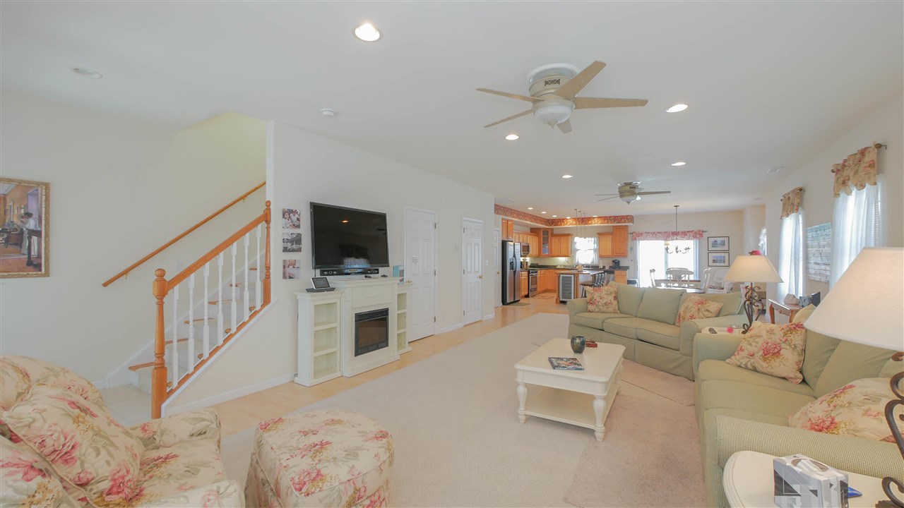 127 West Aster Road, Unit 127 Wildwood Crest, NJ 08260 - Photo 10 of 37 Gallery Image 10