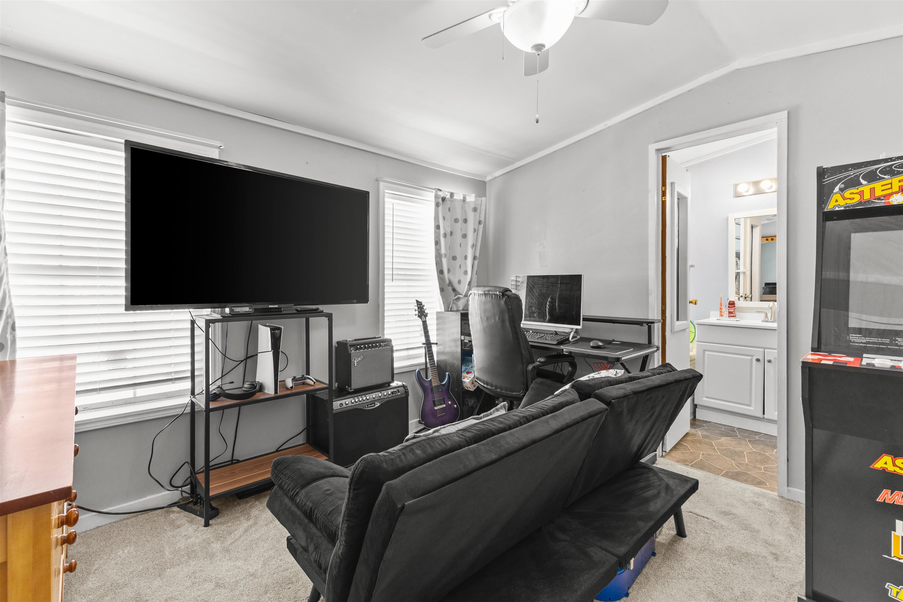 113 Rita Way Milton, VT 05468 - Photo 3 of 20