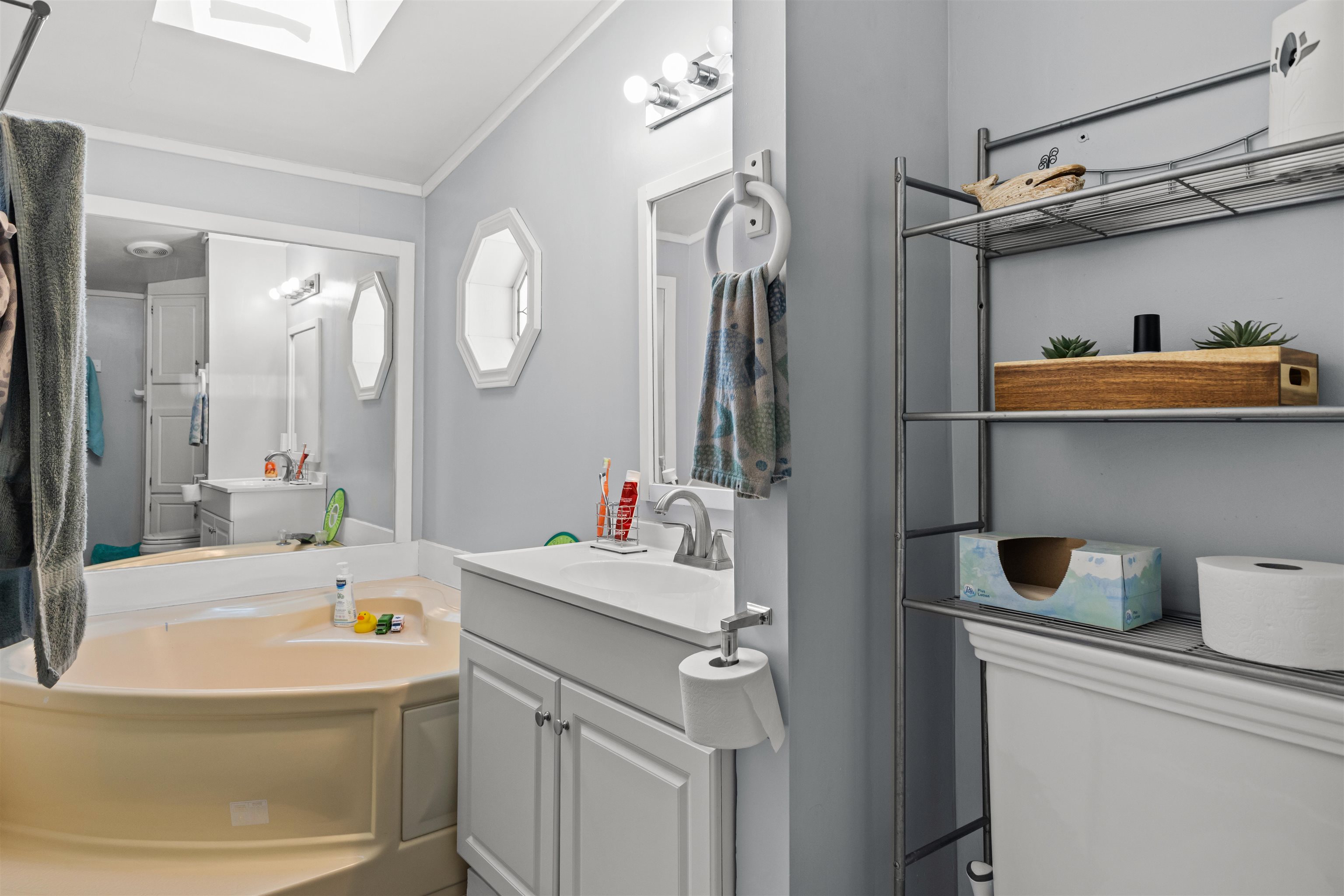 113 Rita Way Milton, VT 05468 - Photo 4 of 20