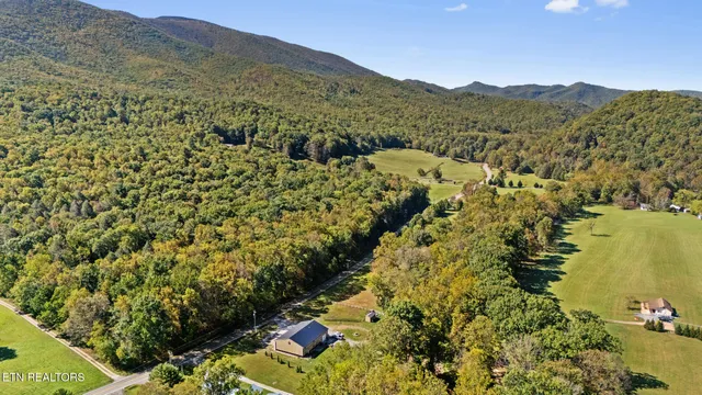$640,000 | 2353 Highway 107, Unicoi, TN 37692