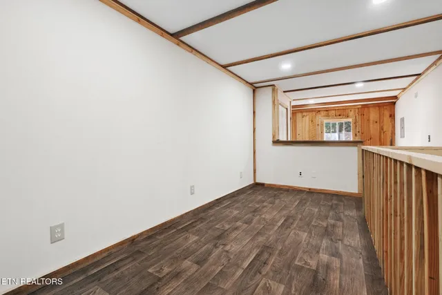 $640,000 | 2353 Highway 107, Unicoi, TN 37692