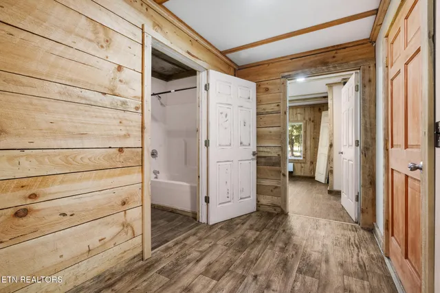 $640,000 | 2353 Highway 107, Unicoi, TN 37692