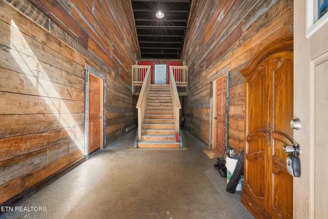 $640,000 | 2353 Highway 107, Unicoi, TN 37692