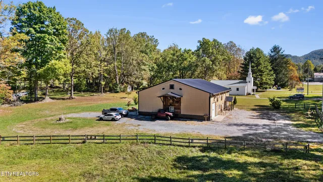 $640,000 | 2353 Highway 107, Unicoi, TN 37692