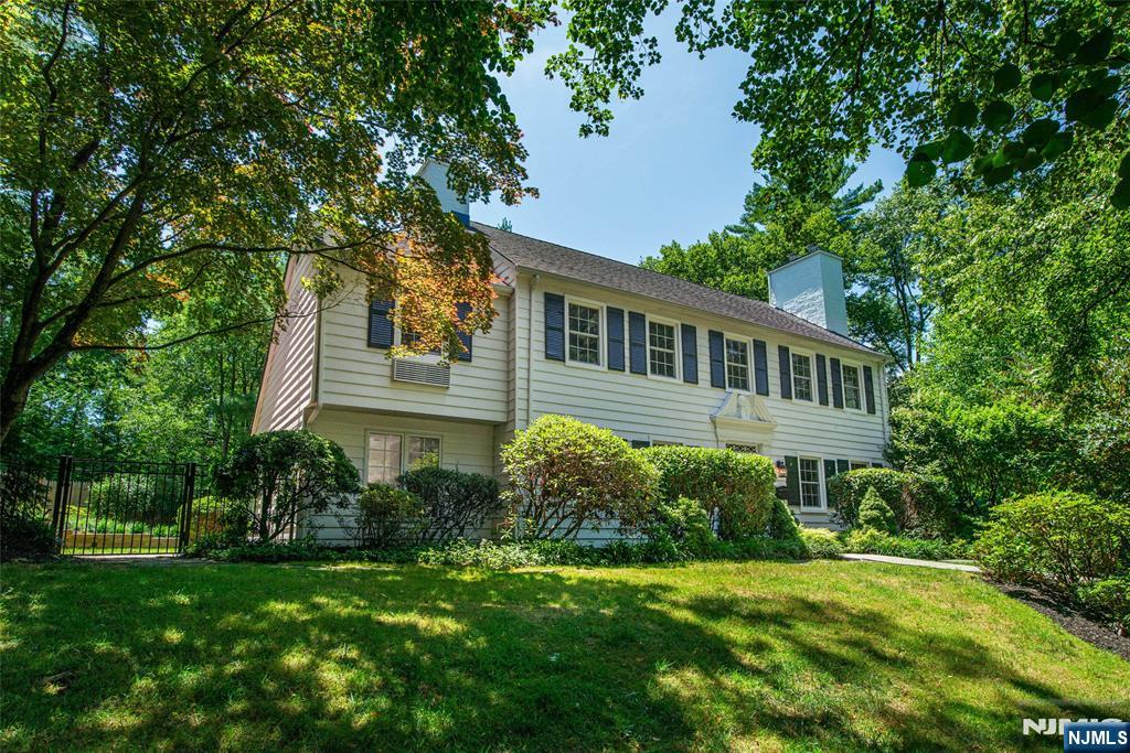 25 W Road Short Hills, NJ 07078 - Photo 46 of 47 Gallery Image 46