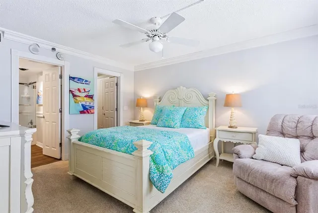 $598,000 | 1104 Benjamin Franklin Drive, Unit 515, Sarasota, FL 34236