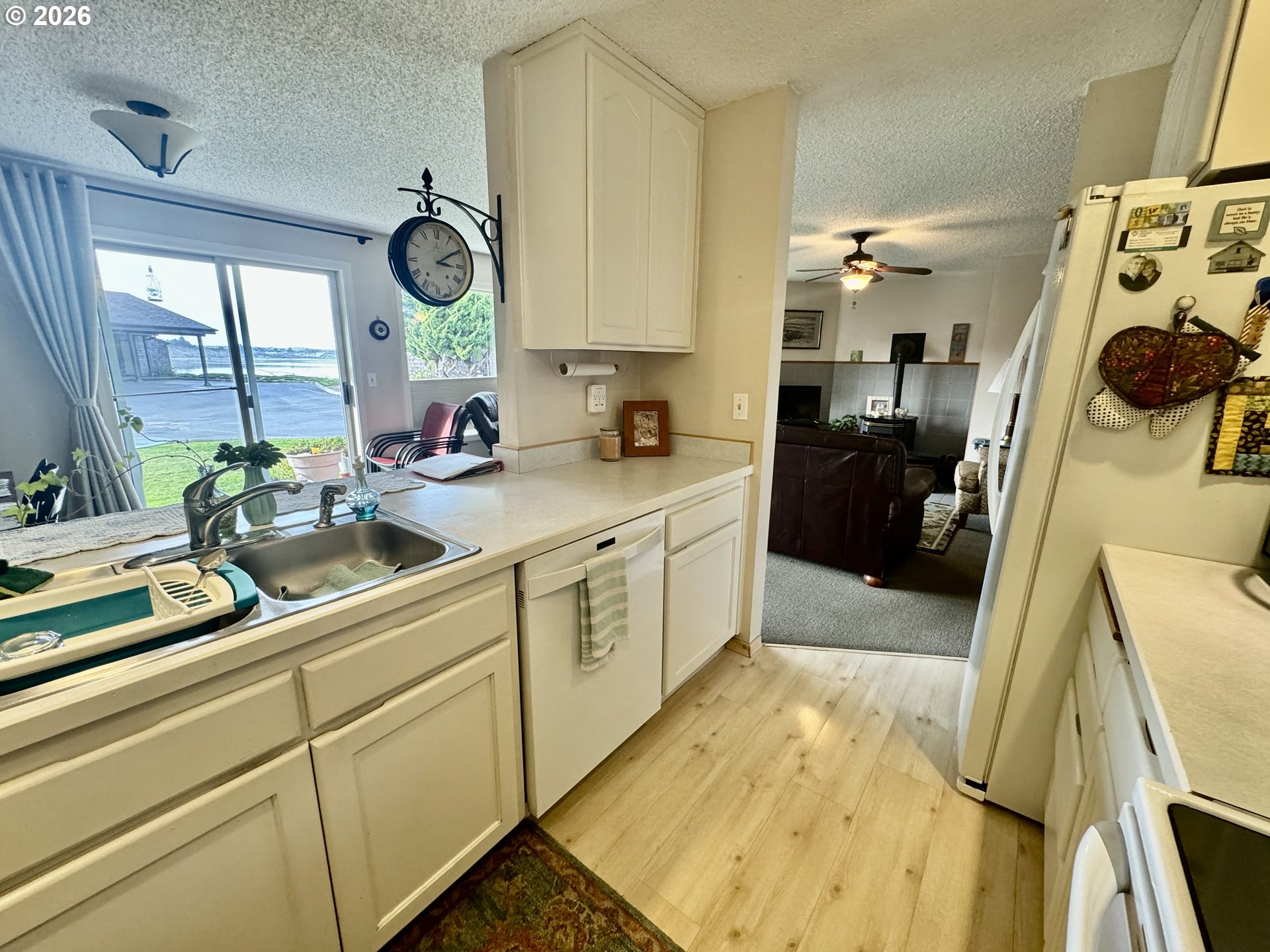 1070 Bay Street, Unit 22 Florence, OR 97439 - Photo 5 of 25