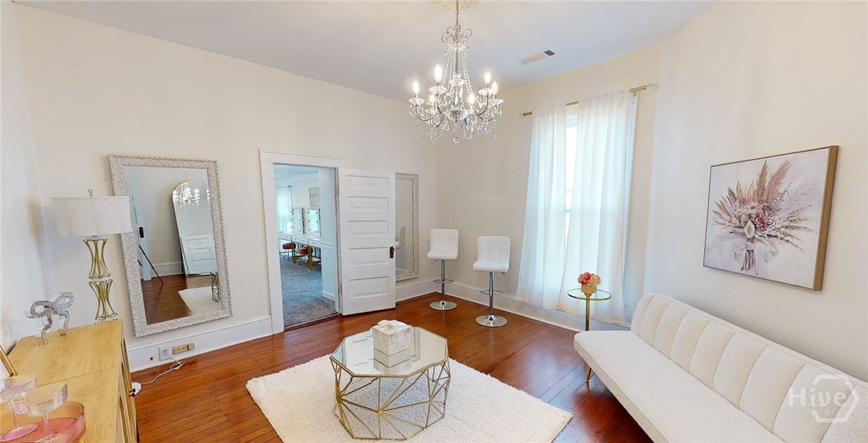 1029 South Elm Street Commerce, GA 30529 - Photo 5 of 35