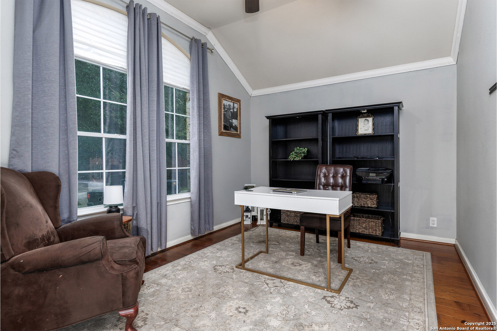 9026 Colfax Helotes, TX 78023 - Photo 11 of 40 a view of a workspace with furniture