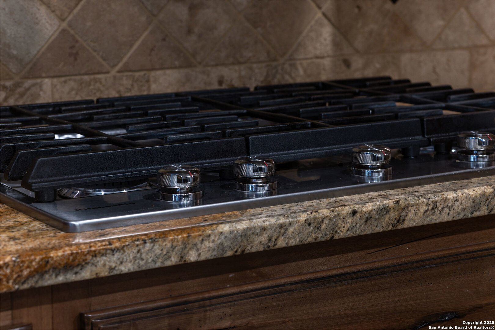 9026 Colfax Helotes, TX 78023 - Photo 19 of 40 a close view of a stove