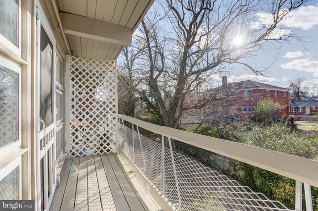 $154,900 | 7402 18th Avenue, Unit 19, Hyattsville, MD 20783