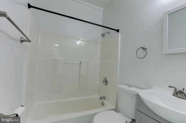 $154,900 | 7402 18th Avenue, Unit 19, Hyattsville, MD 20783