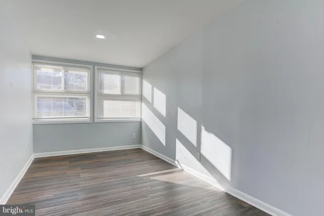 $154,900 | 7402 18th Avenue, Unit 19, Hyattsville, MD 20783