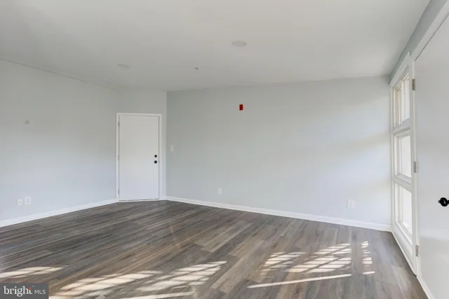 $154,900 | 7402 18th Avenue, Unit 19, Hyattsville, MD 20783