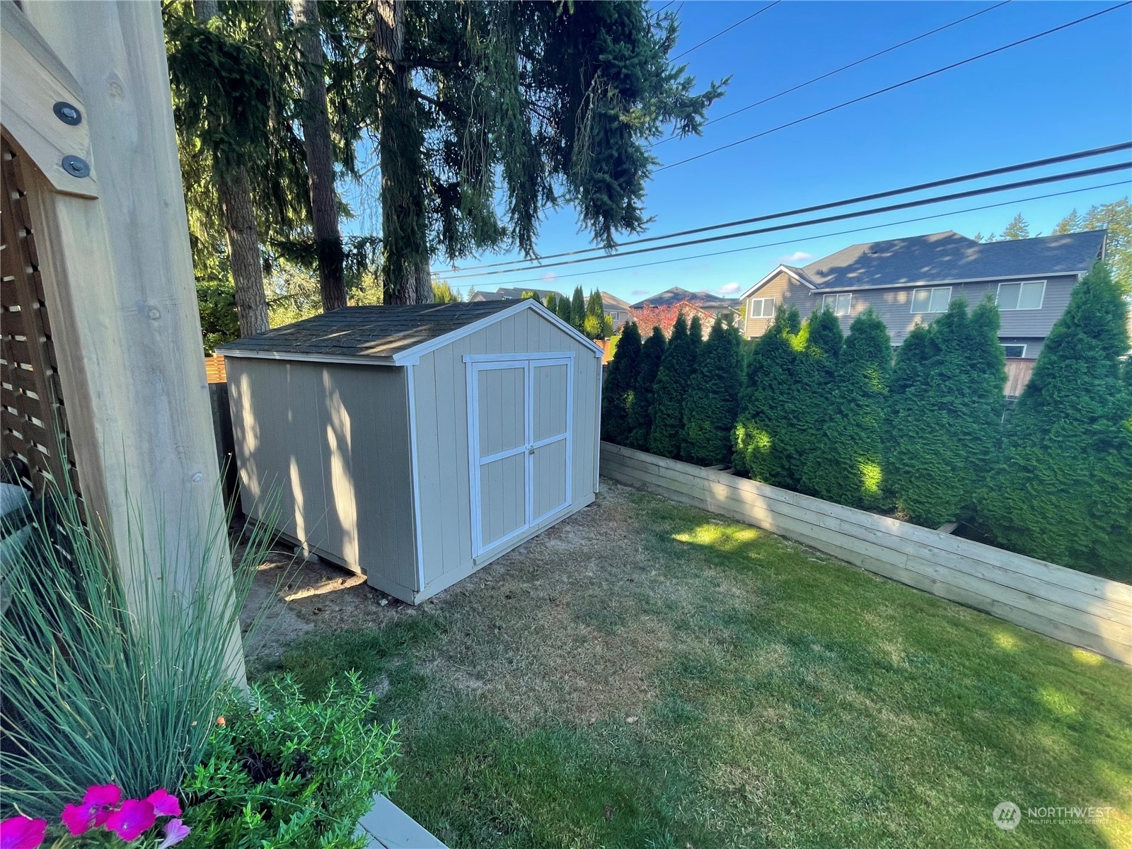 19005 Grannis Road Bothell, WA 98012 - Photo 26 of 31 a view of a backyard with plants