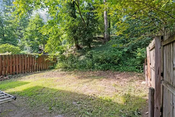 $1,700 | 221 Elm Street, Pittsburgh, PA 15218
