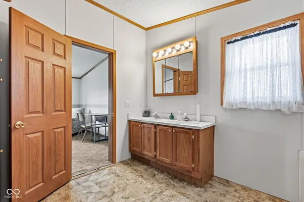 $230,000 | 65 South 1100 West, Jamestown, IN 46147